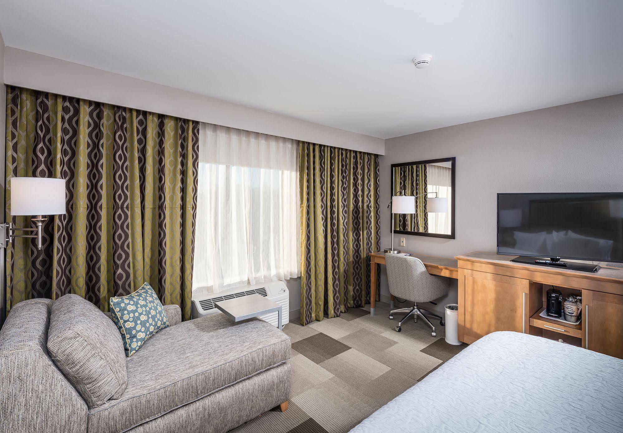 Hampton Inn Boston - Westborough Dış mekan fotoğraf